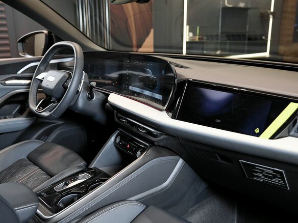 2026 Audi Q5 L III (GU), чёрный, 6600000 рублей - вид 11