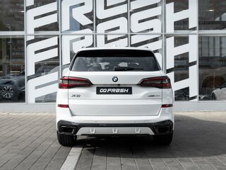 2021 BMW X5 40i IV (G05/G18), белый, 8549000 рублей, вид 4