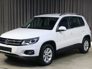 2012 Volkswagen Tiguan I Рестайлинг, белый, 1049000 рублей, вид 1