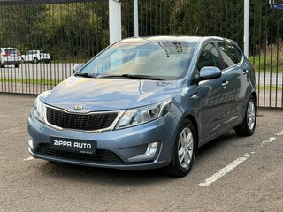 2014 Kia Rio 5-speed III, голубой, 999000 рублей, вид 3