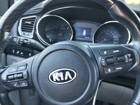 2019 Kia Carnival III, чёрный, 2878000 рублей - вид 19