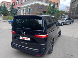 2022 Volkswagen Multivan Long T7, чёрный, 6490000 рублей, вид 2