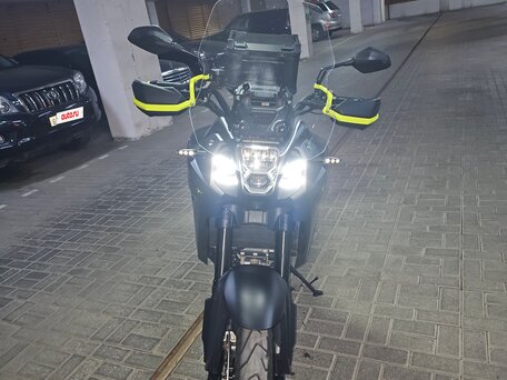 2025 QJMotor SVT 650, чёрный, 580000 рублей, вид 3