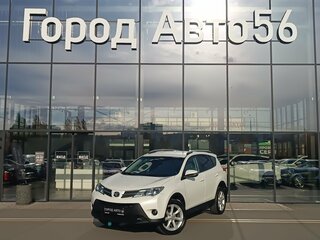 2015 Toyota RAV4 IV (XA40), белый, 1850000 рублей, вид 4