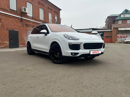 2015 Porsche Cayenne Diesel II Рестайлинг (958), белый, 3942000 рублей, вид 2