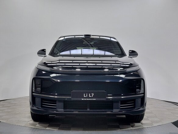 2026 Li Auto (Lixiang) L7 52.3 kWh I Рестайлинг, чёрный, 10690000 рублей - вид 1