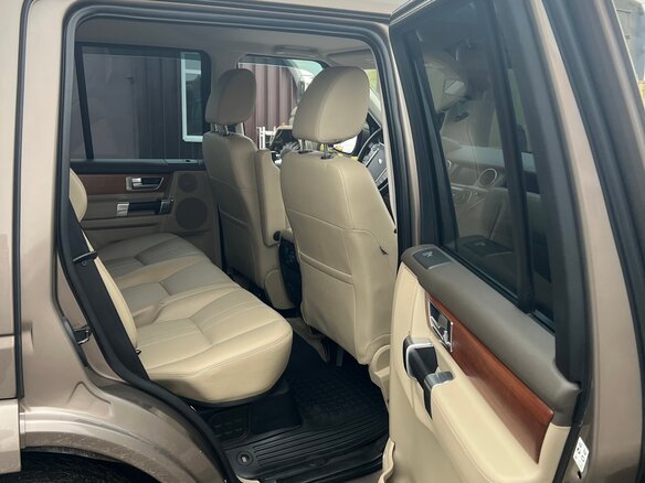 2015 Land Rover Discovery IV Рестайлинг, серый, 2650000 рублей - вид 16