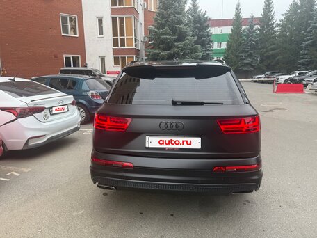 2016 Audi Q7 II (4M), чёрный, 4150000 рублей, вид 3