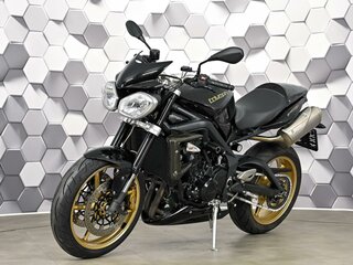 2011 Triumph Street Triple, чёрный, 555000 рублей, вид 2