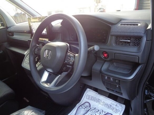 2022 Honda Stepwgn VI, чёрный, 2410016 рублей - вид 9