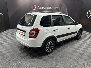 2026 Lada (ВАЗ) Granta Cross I Рестайлинг, белый, 1226000 рублей, вид 5