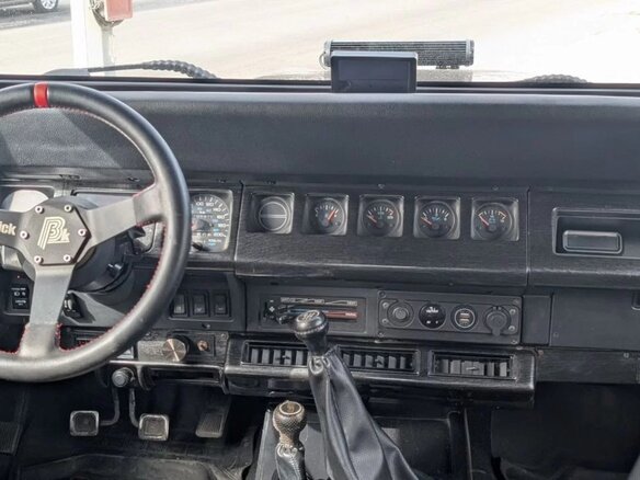 1993 Jeep Wrangler I (YJ), чёрный, 2000000 рублей - вид 7