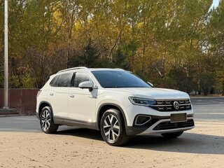 2022 Volkswagen Tayron I Рестайлинг, белый, 1675000 рублей, вид 3
