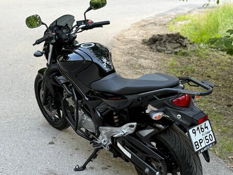 2011 Suzuki SFV 650 Gladius, чёрный, 411111 рублей, вид 3