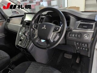 2023 Mitsubishi Delica D:5 I Рестайлинг, белый, 2578000 рублей, вид 3
