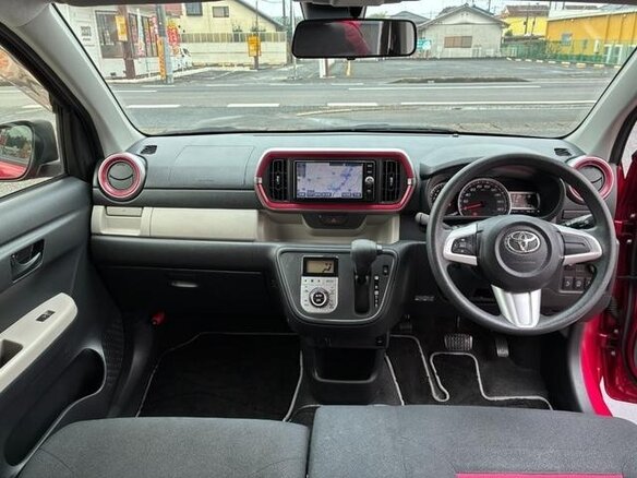 2017 Toyota Passo III, красный, 730000 рублей - вид 8
