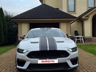 2021 Ford Mustang VI Рестайлинг, белый, 3500000 рублей, вид 4
