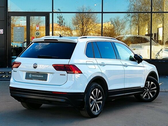 2020 Volkswagen Tiguan II, белый, 2479000 рублей - вид 2