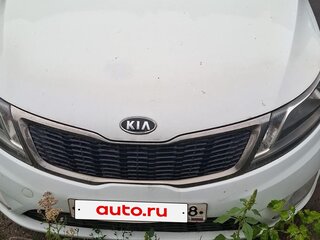 2012 Kia Rio 5-speed III, белый, 560000 рублей, вид 2