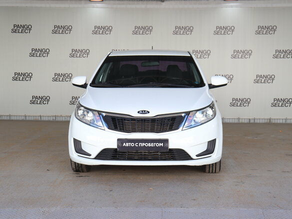 2013 Kia Rio III, белый, 755000 рублей - вид 1
