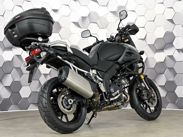 2016 Suzuki V-Strom 1000, чёрный, 677000 рублей - вид 6