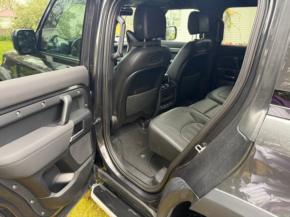 2021 Land Rover Defender 110 II, серый, 4490000 рублей - вид 14