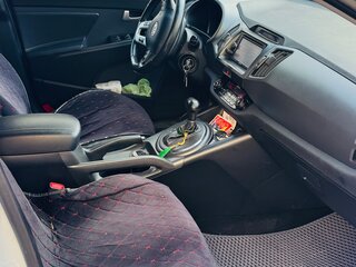 2011 Kia Sportage III, белый, 1100000 рублей, вид 4
