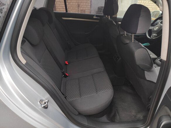 2010 Volkswagen Golf VI, серый, 750000 рублей - вид 25