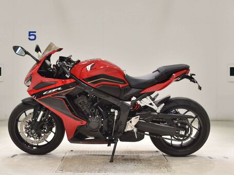 2023 Honda CBR 650R, красный, 977000 рублей, вид 1