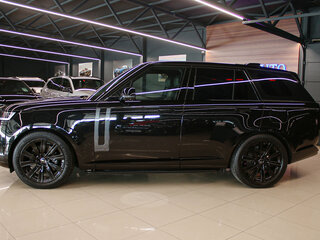 2024 Land Rover Range Rover P550e V, чёрный, 20990000 рублей, вид 2