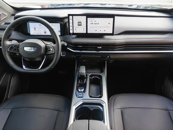 2026 Geely Okavango I Рестайлинг, синий, 4045990 рублей - вид 13