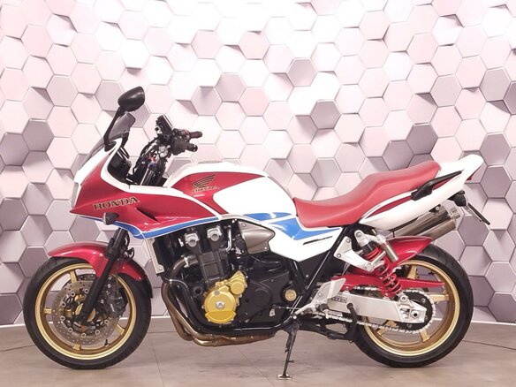 2011 Honda CB 1300, белый, 677000 рублей - вид 3