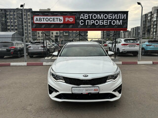 2020 Kia Optima IV Рестайлинг, белый, 1986846 рублей, вид 2