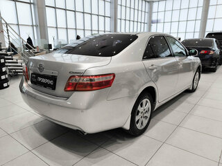 2011 Toyota Camry VI (XV40) Рестайлинг, серебристый, 1050000 рублей, вид 5