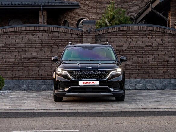 2020 Kia Carnival IV, чёрный - вид 2