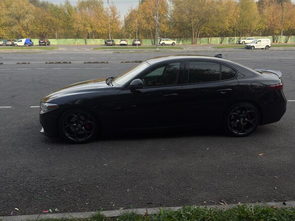 2018 Alfa Romeo Giulia II (952), чёрный, 2500000 рублей - вид 4