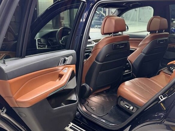 2020 BMW X7 40i I (G07), синий, 6600000 рублей - вид 22