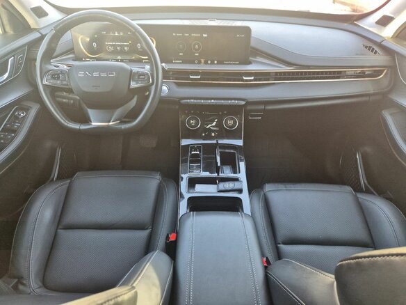 2022 Exeed LX I Рестайлинг, красный, 1790000 рублей - вид 10