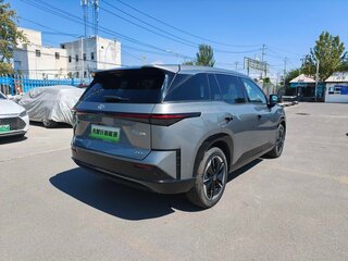 2026 Toyota bZ3X 58.3 kWh, серебристый, 3333666 рублей, вид 4