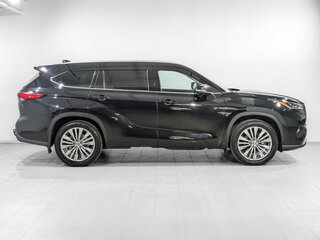 2023 Toyota Highlander IV (XU70), чёрный, 4165000 рублей, вид 4