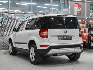 2014 Skoda Yeti I Рестайлинг, белый, 799000 рублей, вид 4
