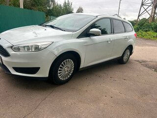 2017 Ford Focus III Рестайлинг, белый, 480000 рублей, вид 1