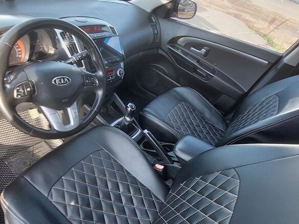 2010 Kia Ceed I Рестайлинг, бежевый, 560000 рублей - вид 5