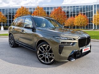 2024 BMW X7 40i I (G07) Рестайлинг, зелёный, 13420000 рублей, вид 2