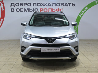 2018 Toyota RAV4 IV (XA40) Рестайлинг, серебристый, 2258000 рублей, вид 2