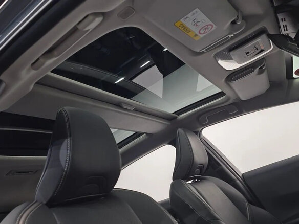 2024 Toyota Prius V (XW60), серый, 2950777 рублей - вид 13