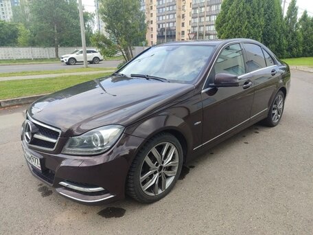 2011 Mercedes-Benz C-Класс 300 III (W204) Рестайлинг, коричневый, 1350000 рублей, вид 2