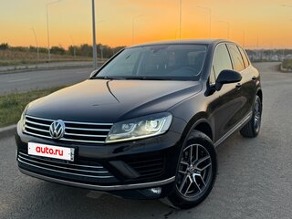 2015 Volkswagen Touareg II Рестайлинг, чёрный, 2650000 рублей, вид 2