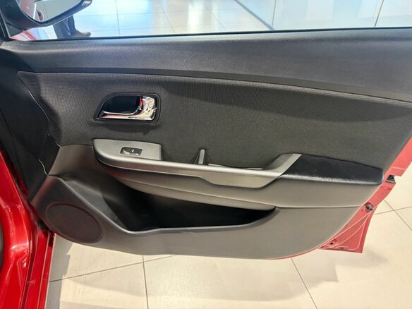 2014 Kia Rio 6-speed III, красный, 999000 рублей - вид 15