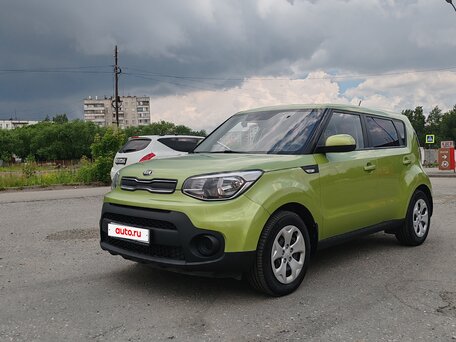 2018 Kia Soul II Рестайлинг, зелёный, 1700000 рублей, вид 1